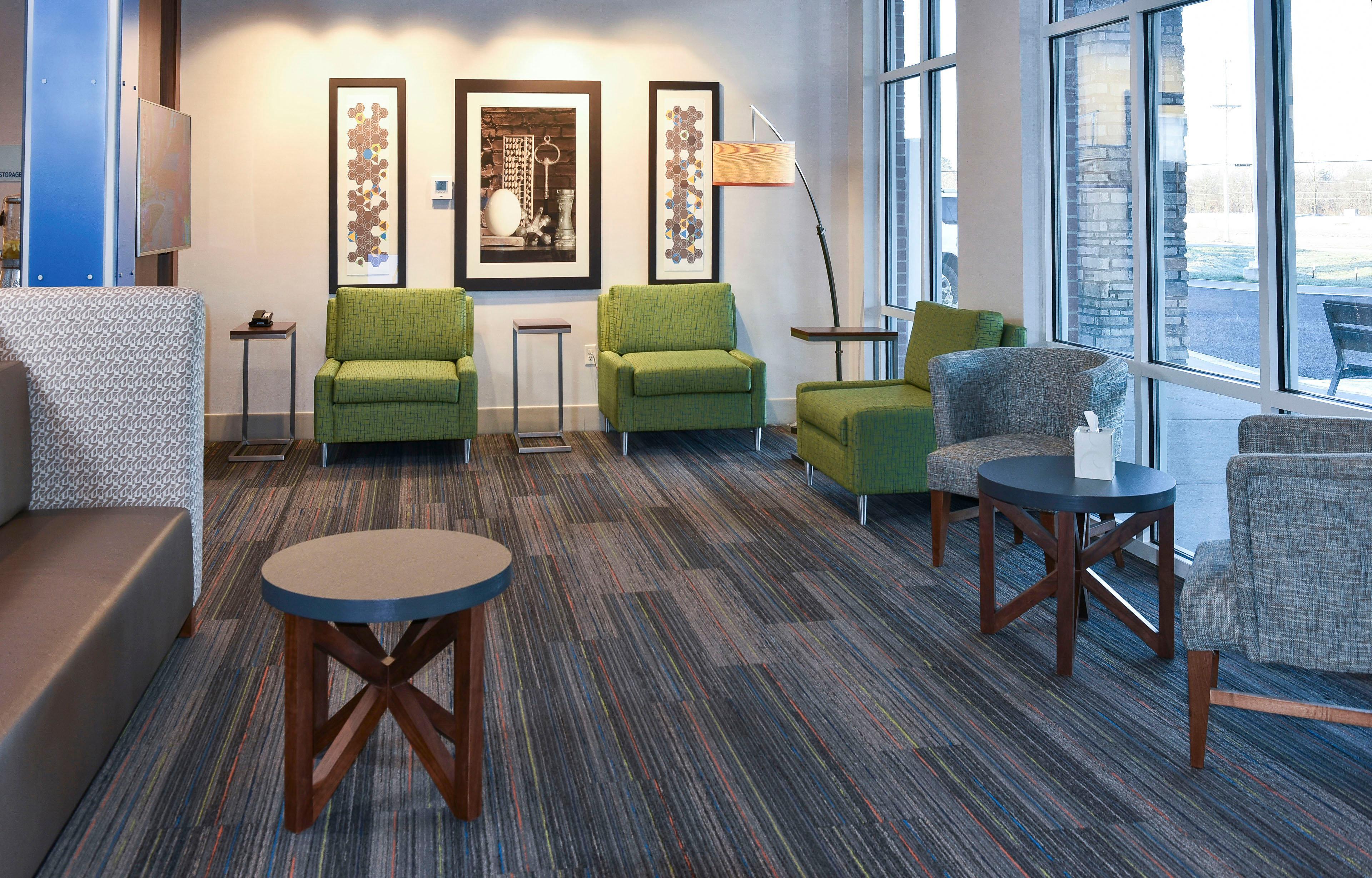 Holiday Inn Express & Suites - Madisonville By Ihg Exterior foto